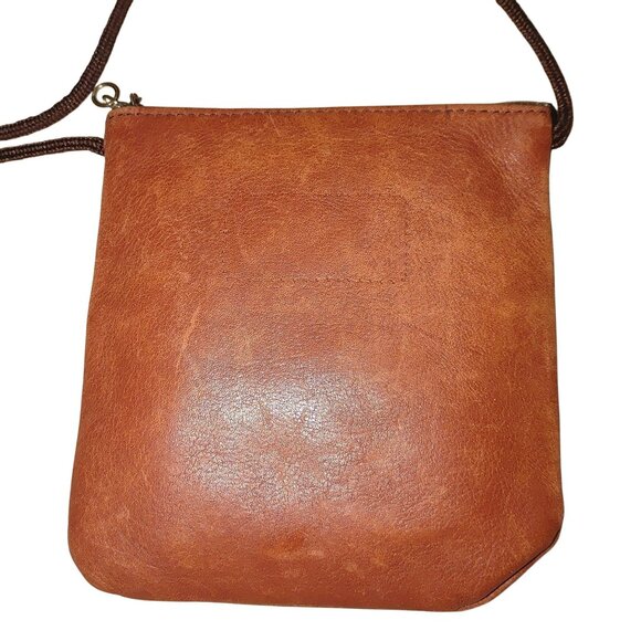 Small Brown Leather Crossbody Bag Vintage Zipper Closure Strap Measures 6 Inches - Picture 2 of 9